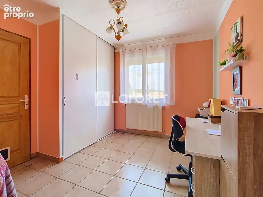 Maison de plain-pied T5 avec grand terrain constructible ? Vacquiers - photo 13