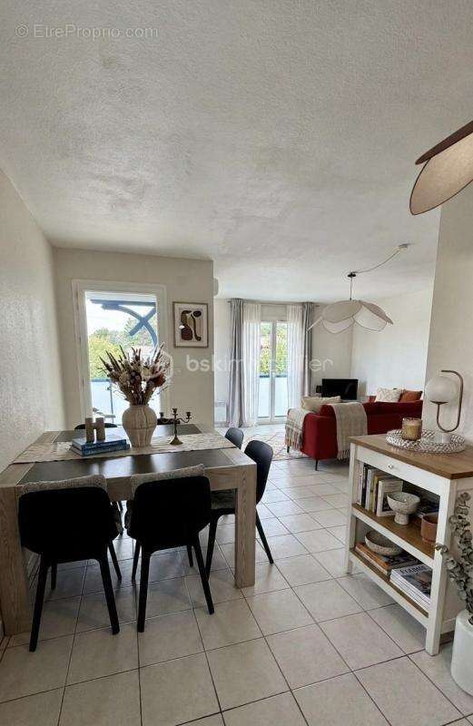 Appartement T3  avec piscine privée  'Résidence des pins' - photo 2