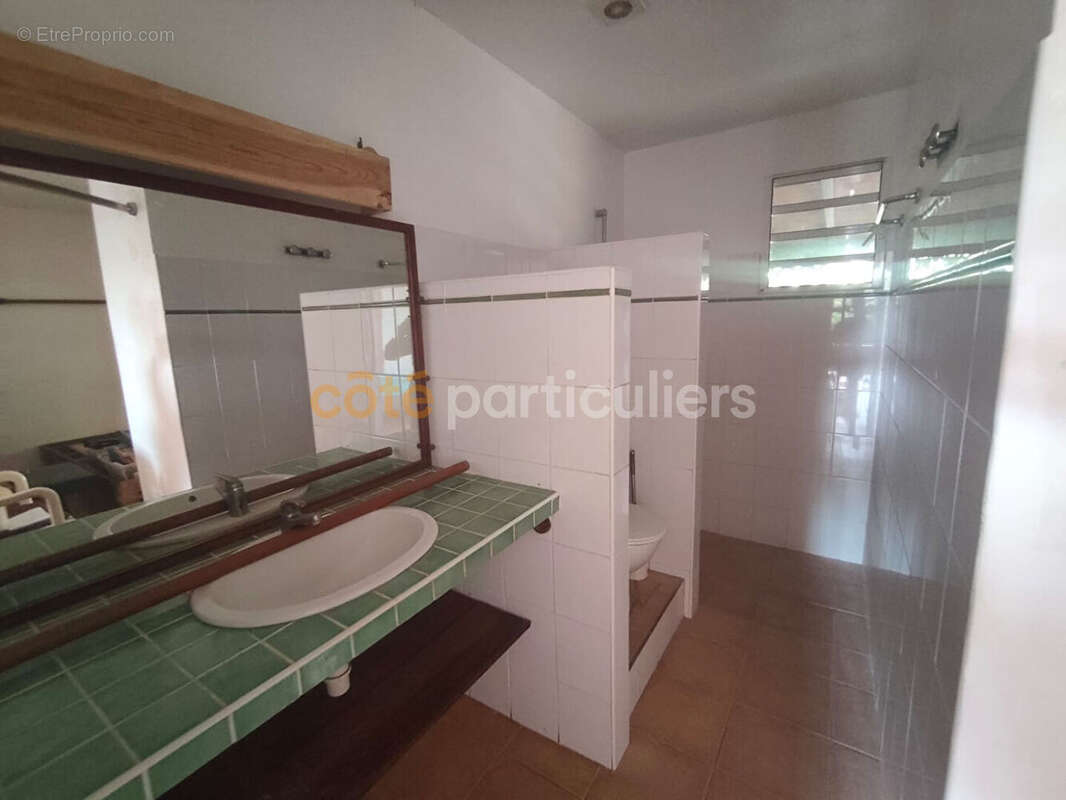 Maison Le Moule 4 pièce(s) sur un terrain de 1130m2 Clôturé - photo 6