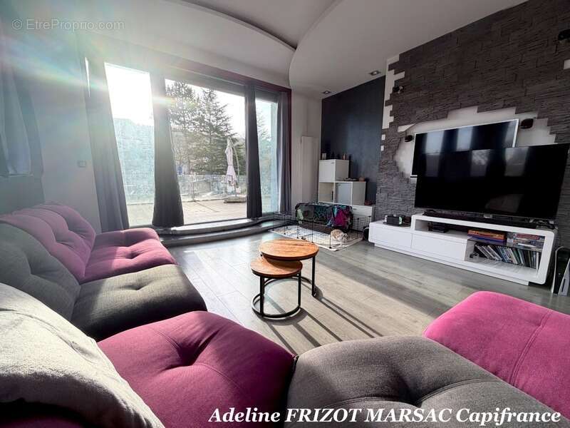 Appartement à SAINT-ETIENNE
