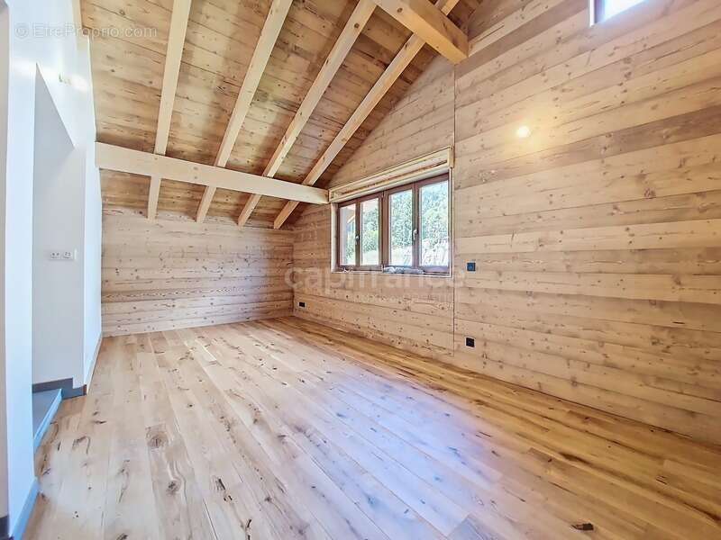 Appartement à LES CONTAMINES-MONTJOIE