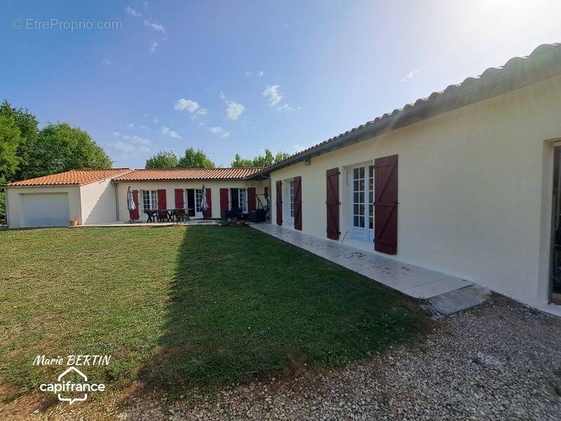 Maison à BEAUSSAIS