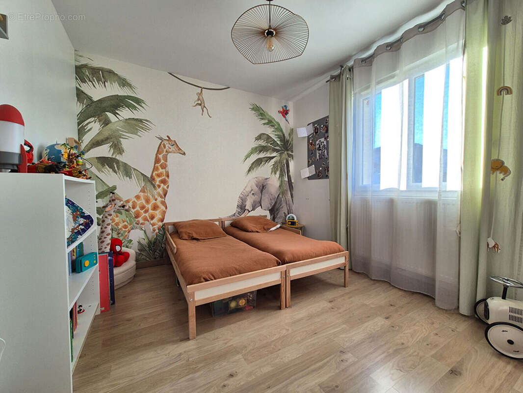 Maison à SAINT-ETIENNE-DU-BOIS