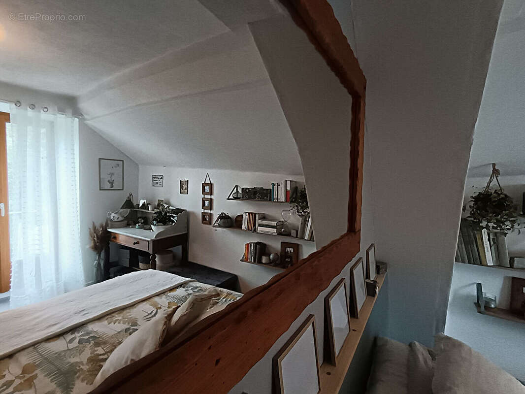 Maison à MOUCHARD