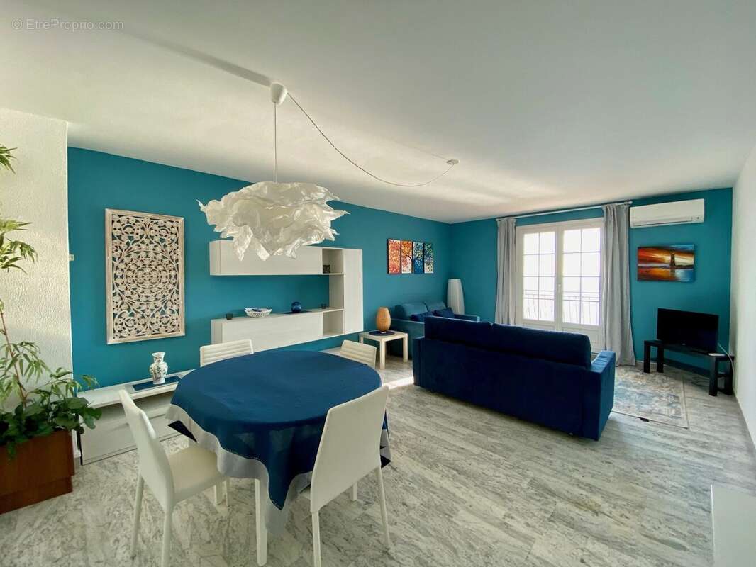 Appartement à ROQUEBRUNE-CAP-MARTIN