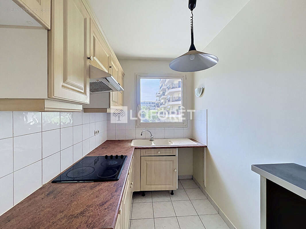 Appartement à LEVALLOIS-PERRET
