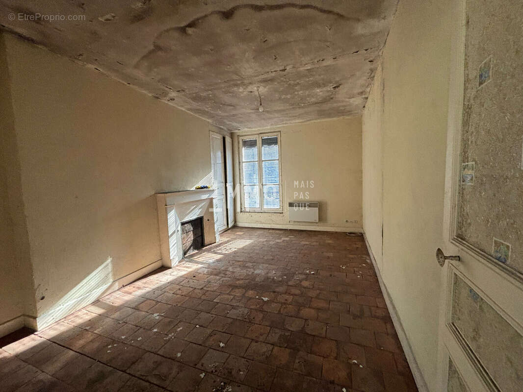 Maison à SAINT-CALAIS