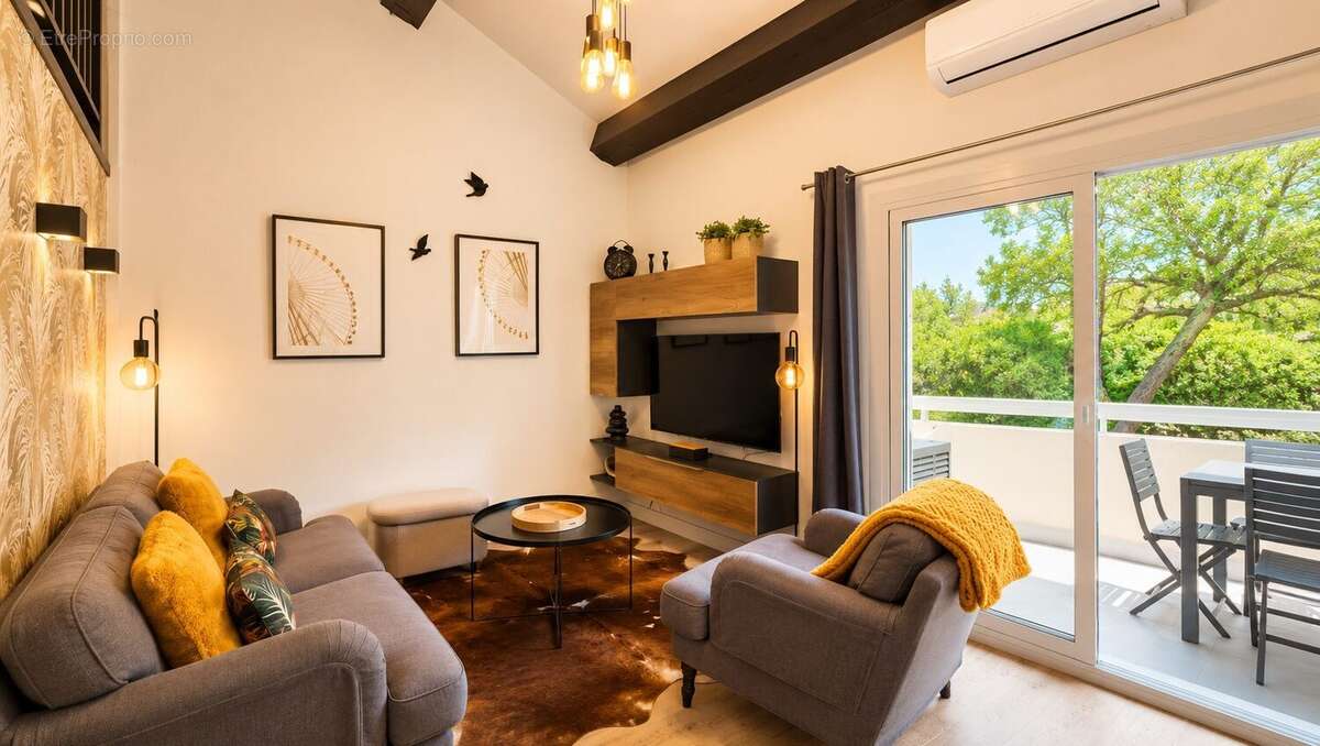 Appartement à SAINT-RAPHAEL