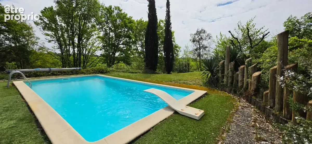 Maison avec sous sol parc et piscine - photo 3