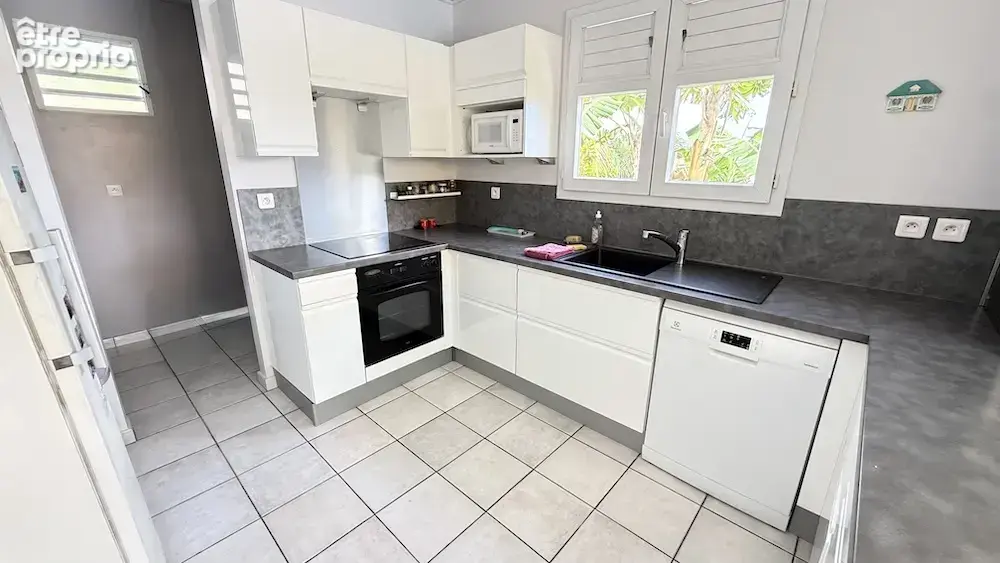 Rivière salée : spacieuse villa 7 chambres avec piscine - photo 5