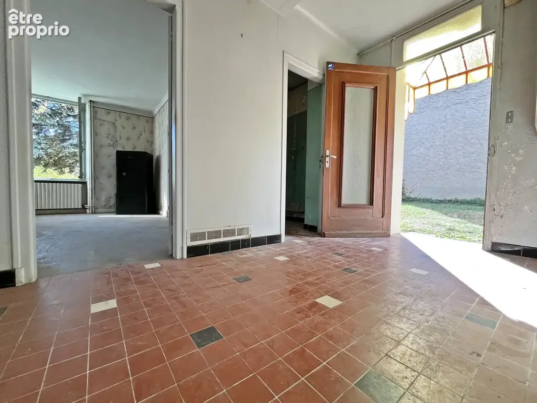 Maison de village - 150 m2 - 3 pièces - photo 3