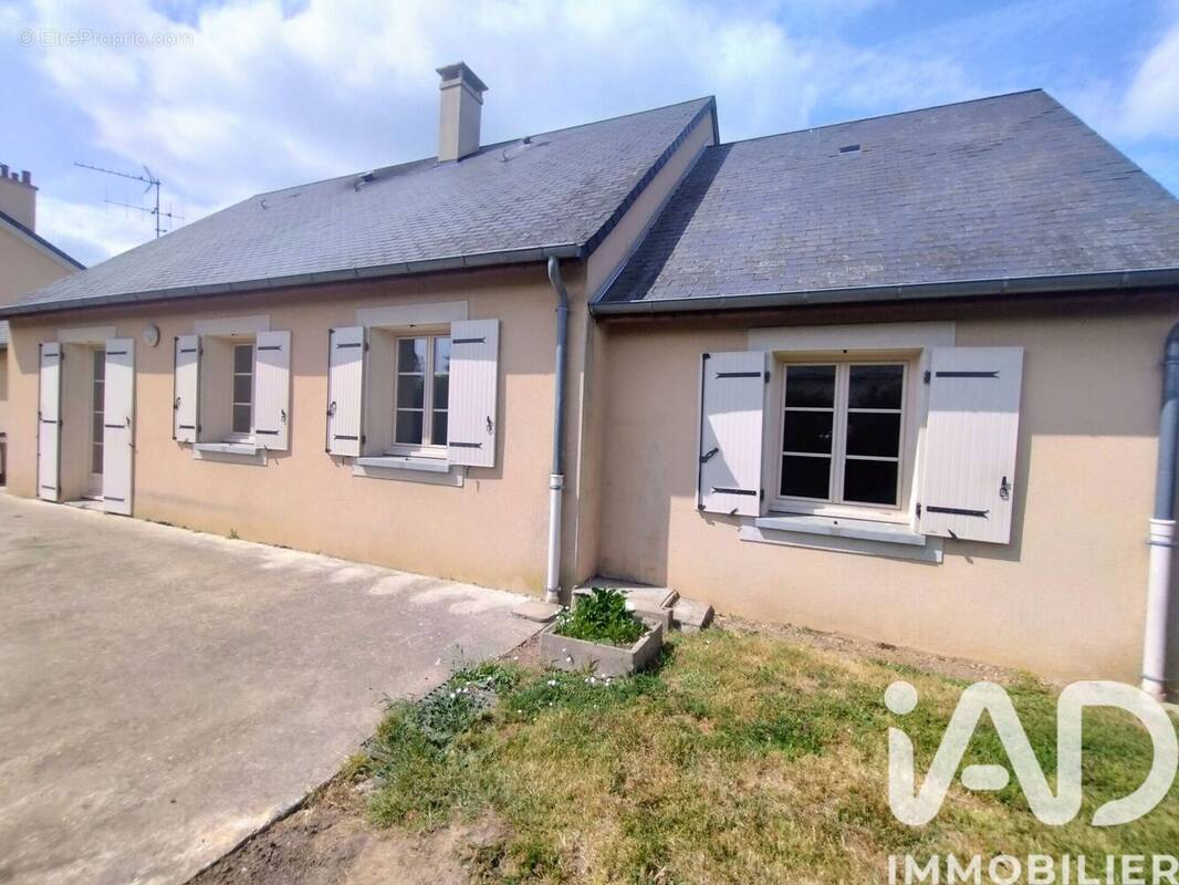 Photo 1 - Maison à SAINTE-JAMME-SUR-SARTHE