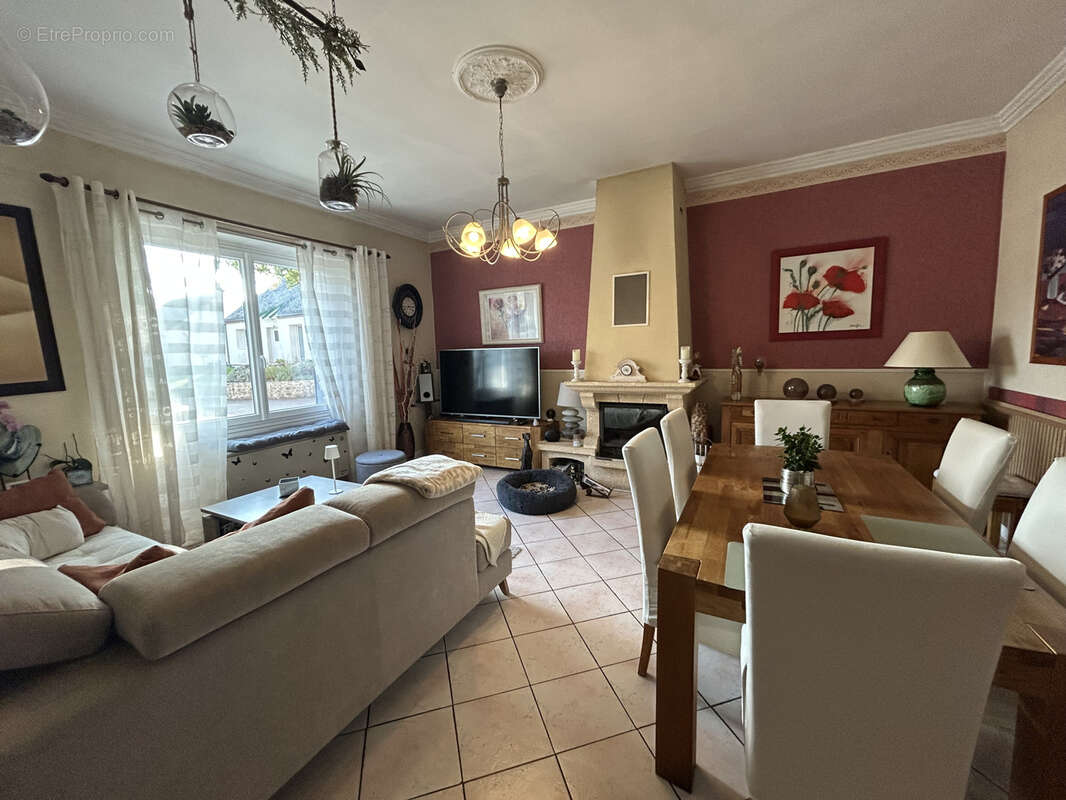 Maison à AUVERS-LE-HAMON