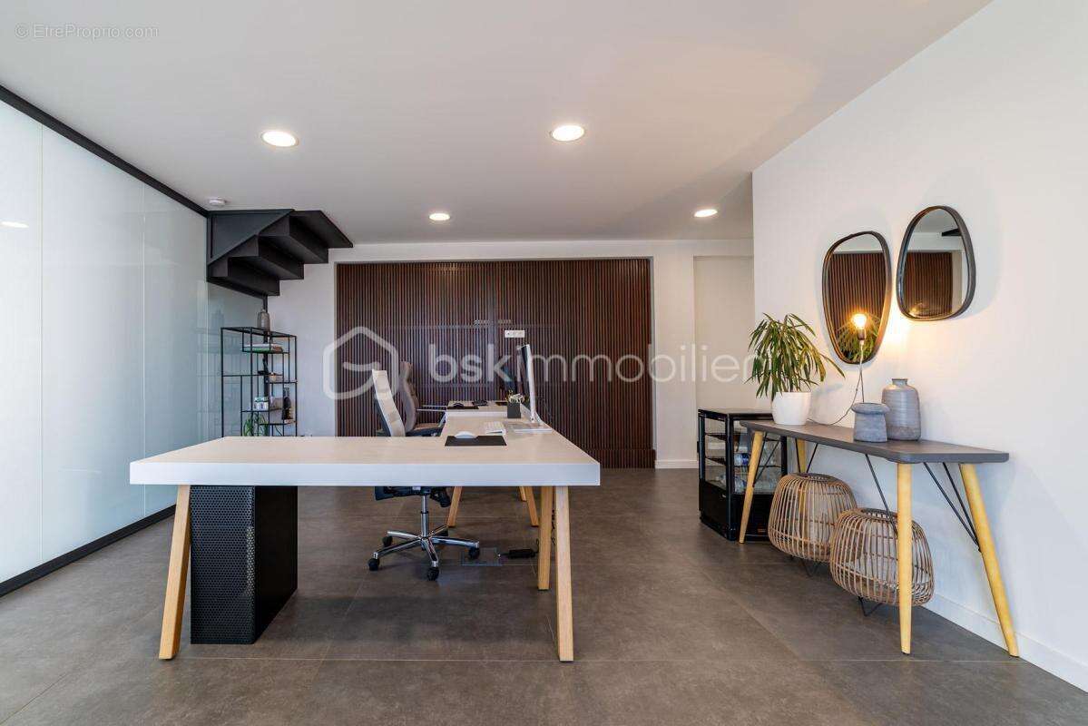 Commerce à FRONTIGNAN