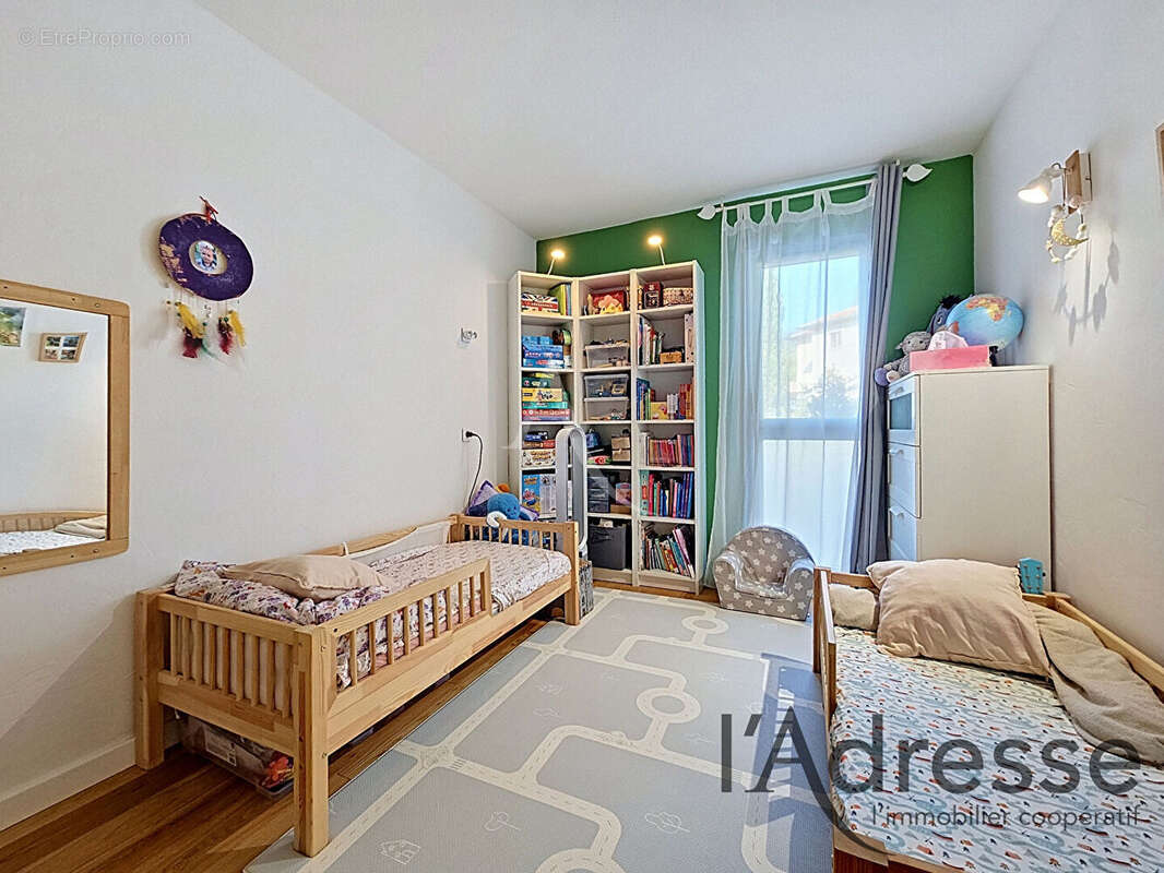 RARE ! Appartement rénové 3 pièces 66m² avec GARAGE !! - photo 7