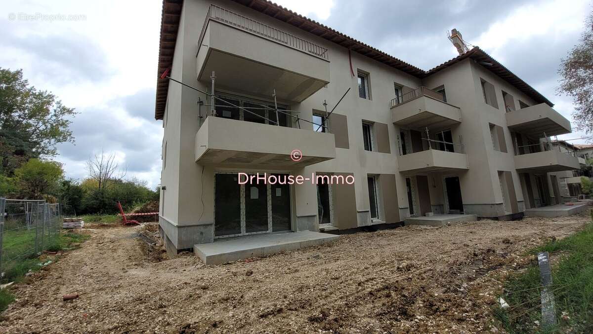 Appartement à LE TAILLAN-MEDOC