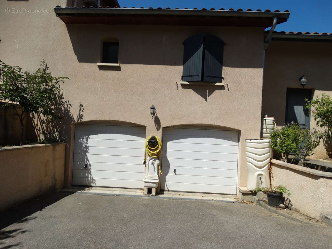 Maison à GRIGNY
