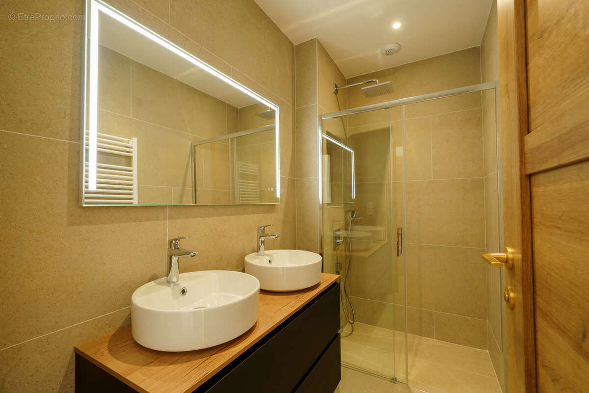 Appartement à EXCENEVEX