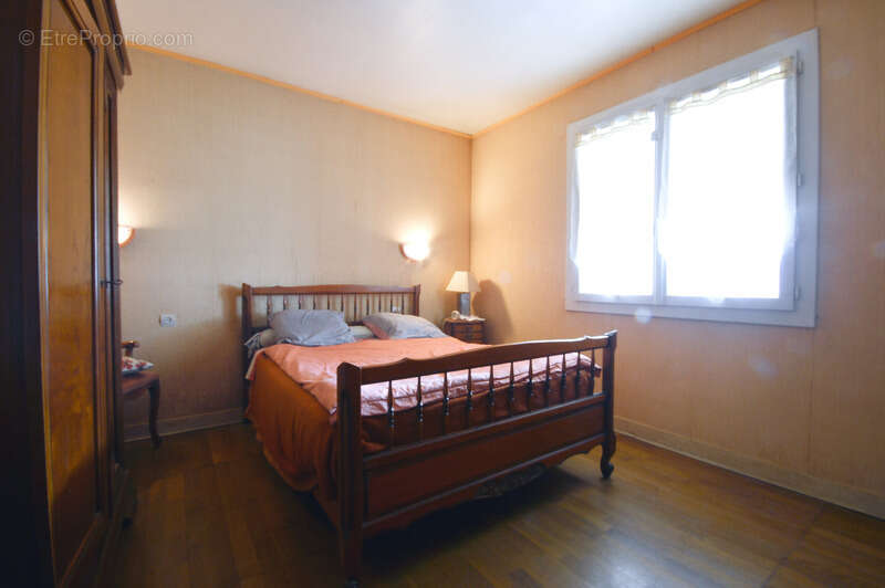 Maison à LA COURONNE