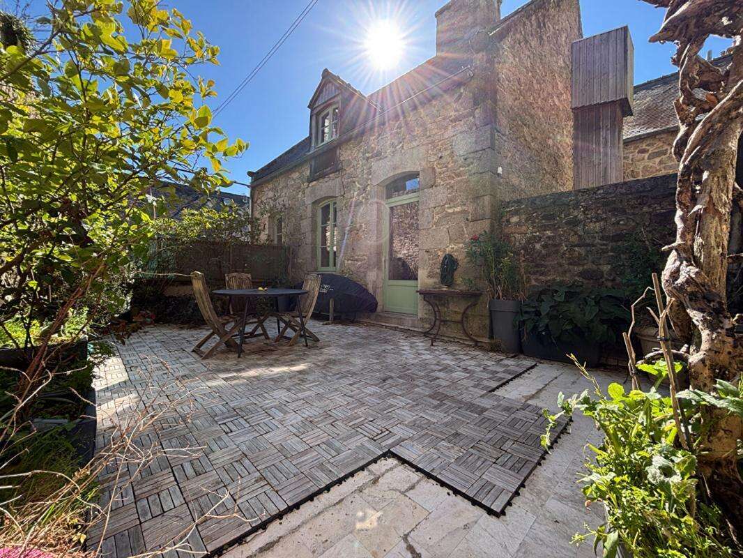 Maison à DINAN