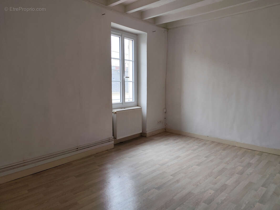 Maison à SABLE-SUR-SARTHE