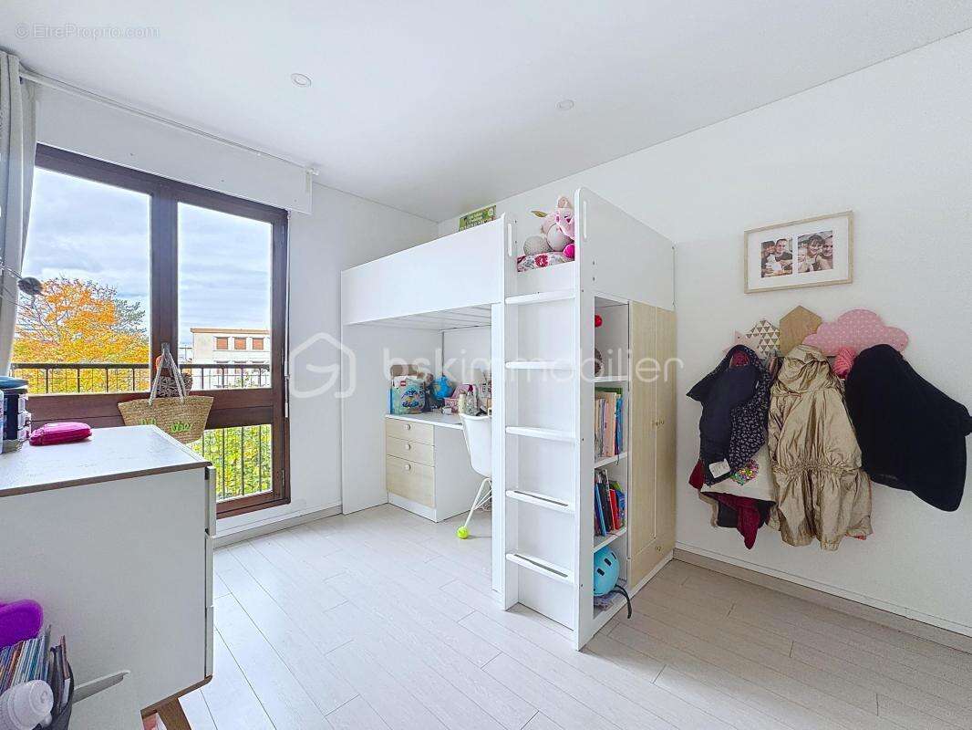 Appartement à LE CHESNAY