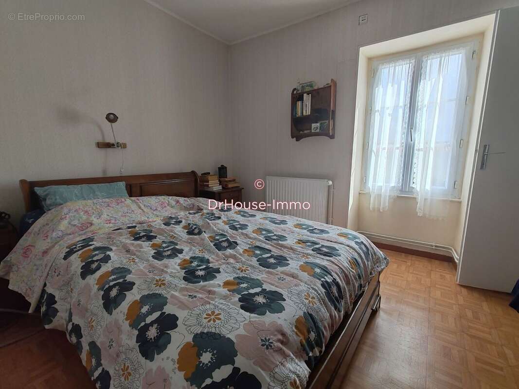 Maison à PUYRAVAULT