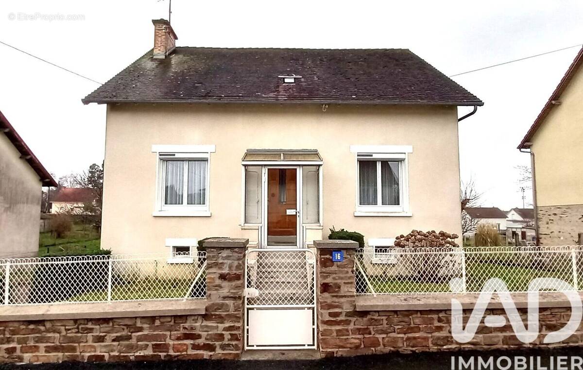 Photo 1 - Maison à SAINT-YRIEIX-LA-PERCHE
