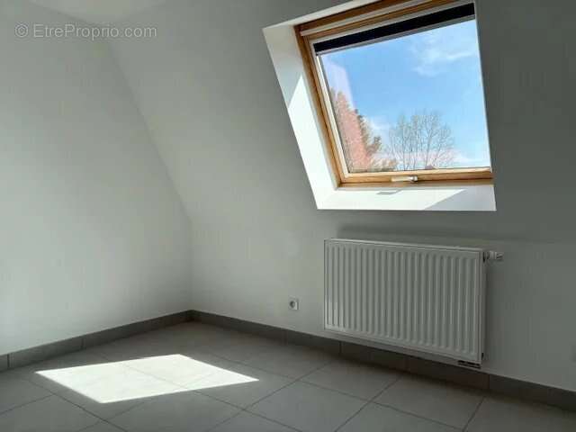 Maison à VILLAGE-NEUF