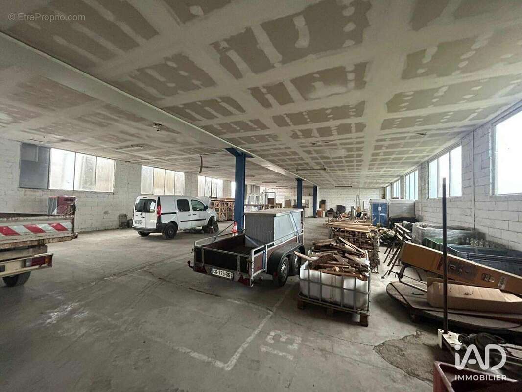 Photo 9 - Commerce à NERAC