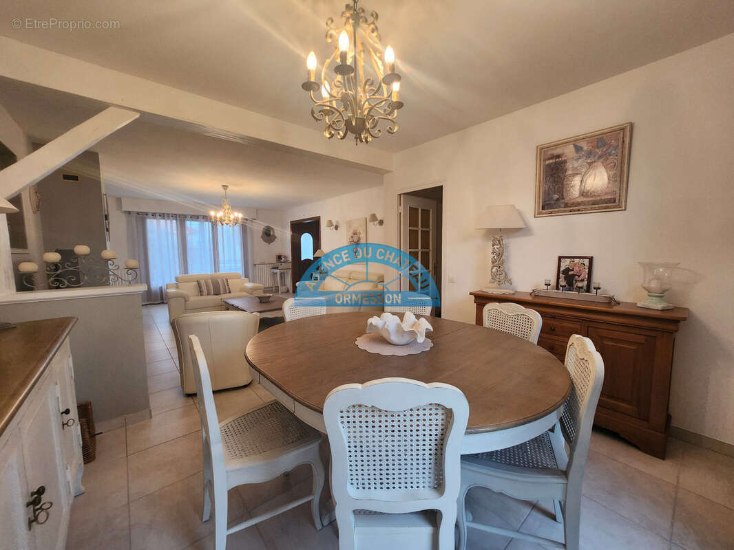 Maison à ORMESSON-SUR-MARNE