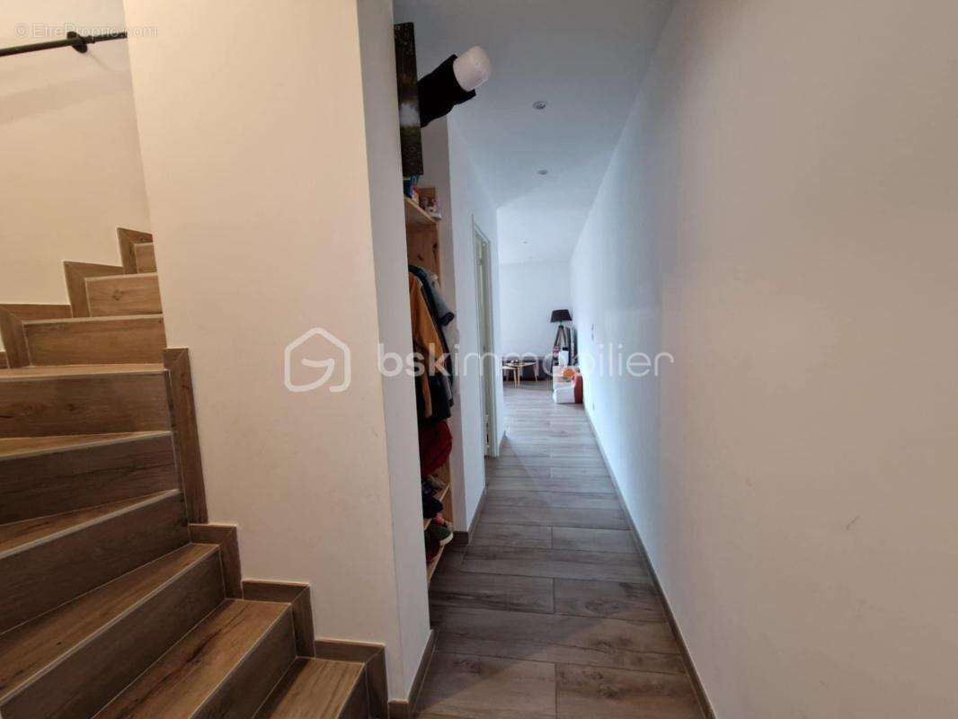 Maison à LA TOUR-DU-PIN