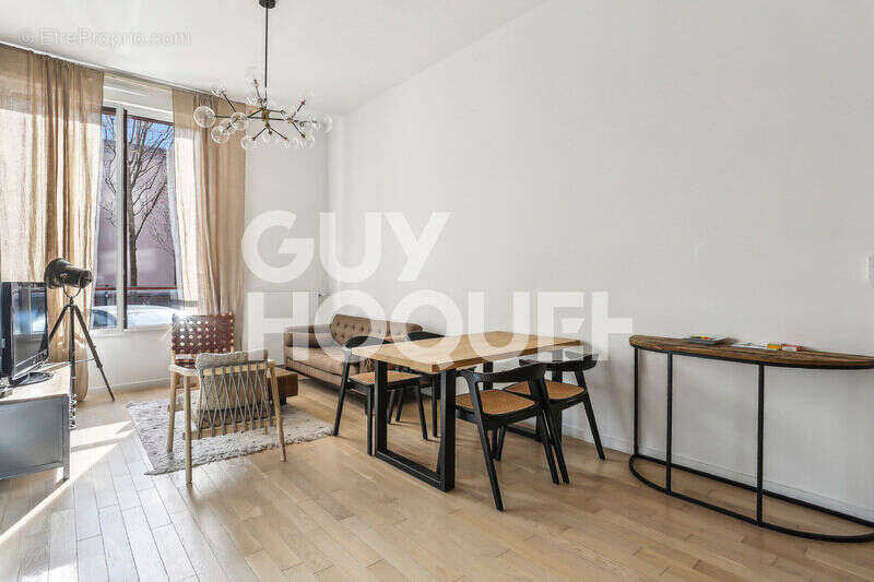 Appartement à MONTROUGE