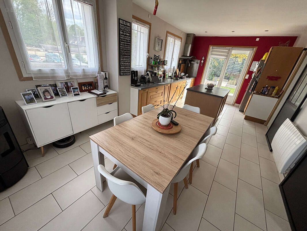 Maison à NOGENT-LE-ROI