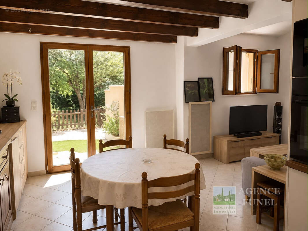 St Vallier-de-Thiey - maison jumelée 3 Pièces - Terrasse - Parking privatif - photo 6