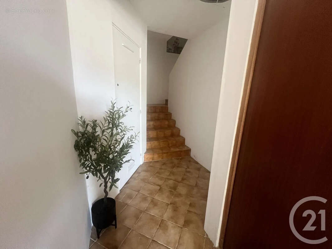 Appartement 50 m² à Montge-En-Goele  - photo 2