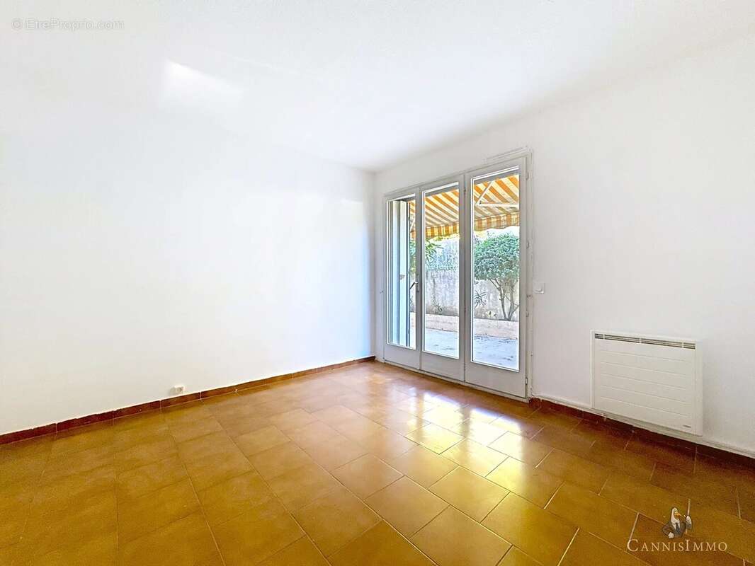 Appartement à PEGOMAS