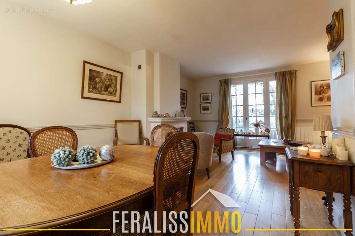 Maison à ERAGNY