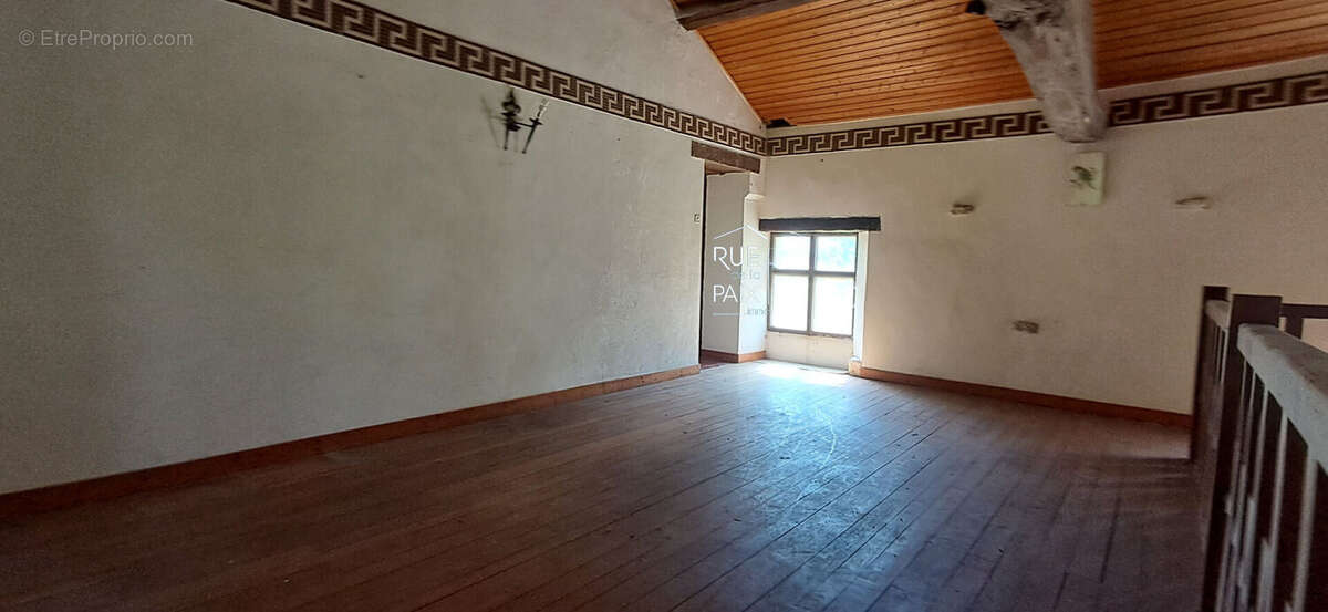 Maison Saint Christophe 9 pièce(s) 333.68 m2 - photo 11