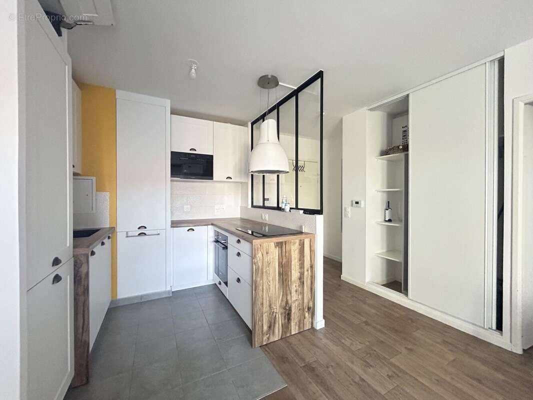 Appartement à BOIS-D'ARCY