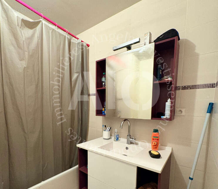 Appartement à RILLIEUX-LA-PAPE