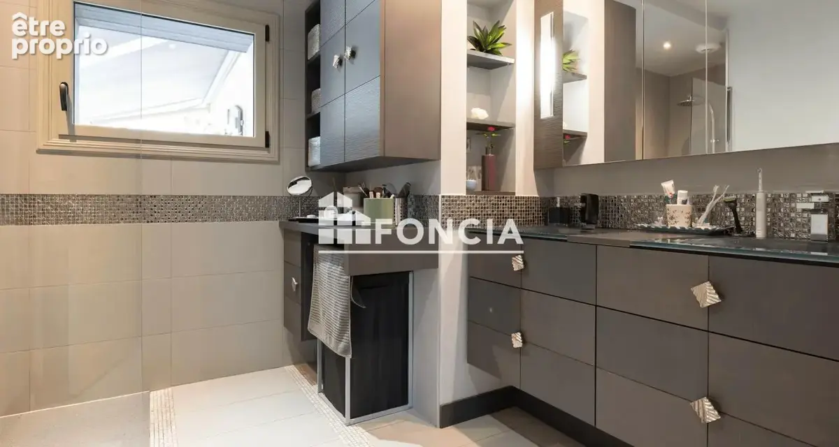 PLAISANCE DU TOUCH : MAISON T6 avec jardin, garage, cave et piscine - photo 10