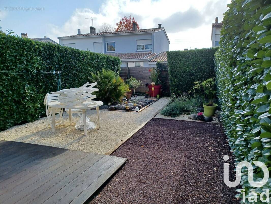 Photo 1 - Maison à VILLENAVE-D&#039;ORNON