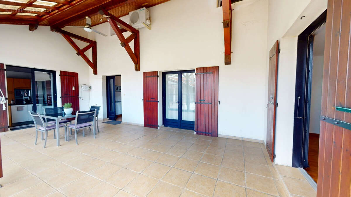Maison à GIERES