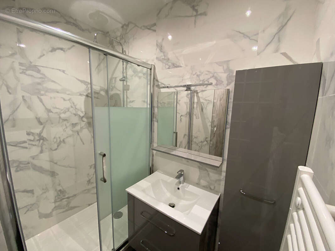 Appartement à PARIS-11E