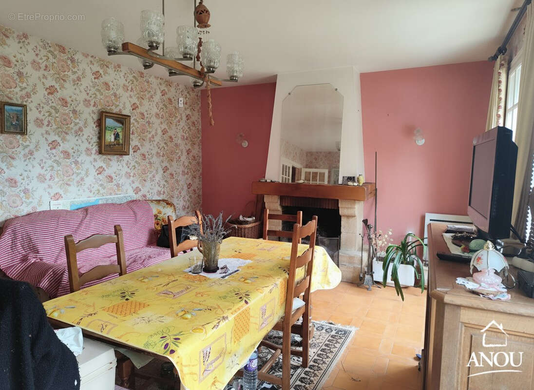 Maison à CORMAINVILLE