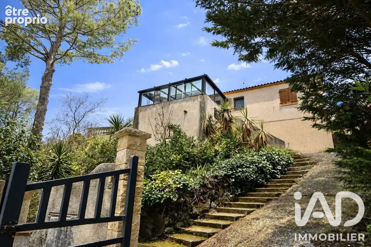 Photo 1 - Maison à PEYPIN