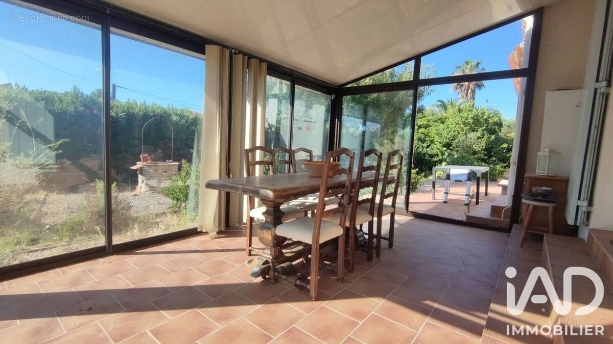 Photo 1 - Maison à SAINT-CYR-SUR-MER