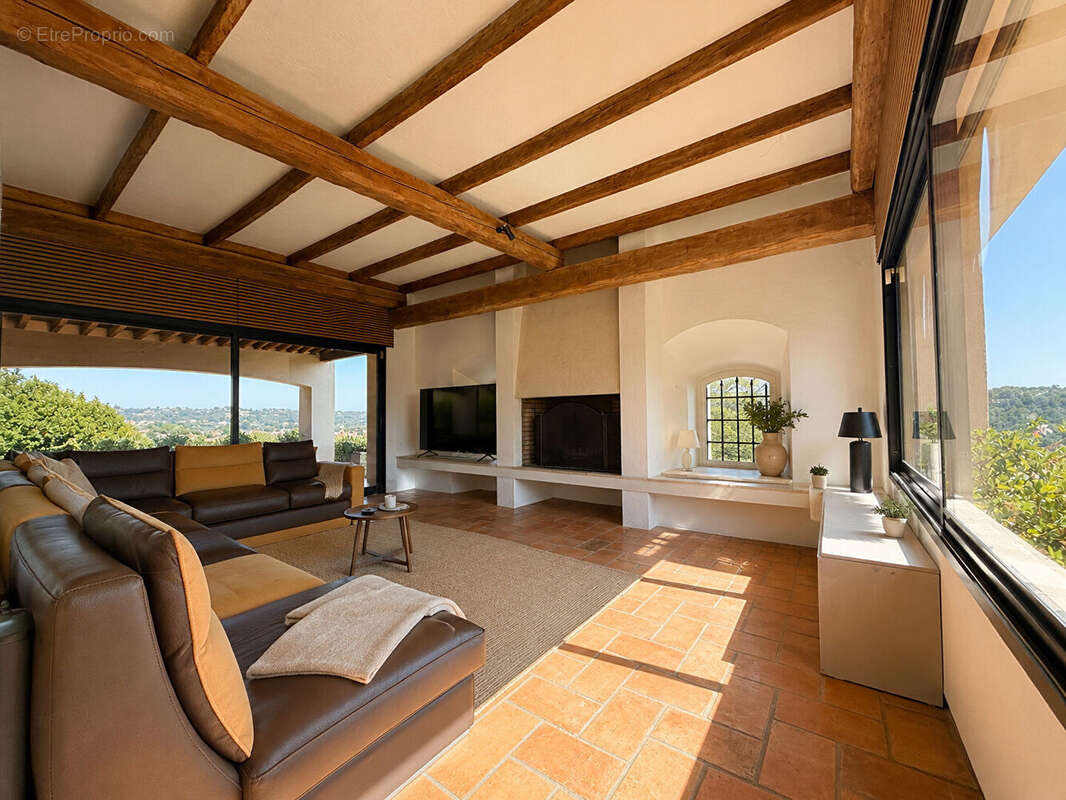 Maison à LA COLLE-SUR-LOUP