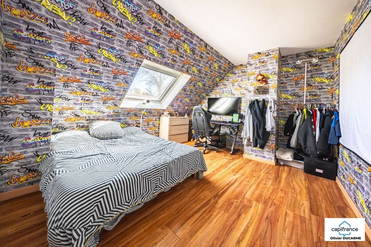 Maison louée à vendre, 6 pièces GENLIS (21) pour investisseur, 4 chambres, terrain arboré et garage - photo 13